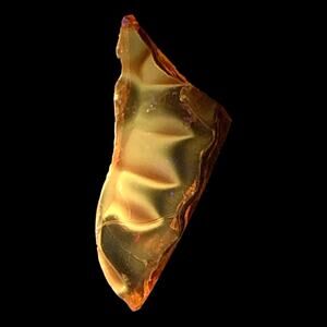 Ruby Amberina Art Glass Cullet Glowing Uranium Slag Glass #4GS76